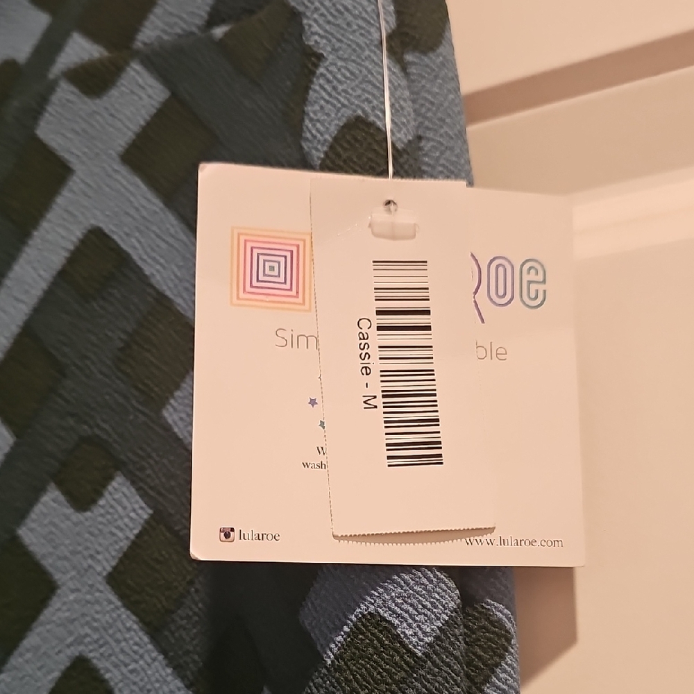 LuLaRoe Blue and Black Geometric Pencil Skirt - Picture 3 of 3